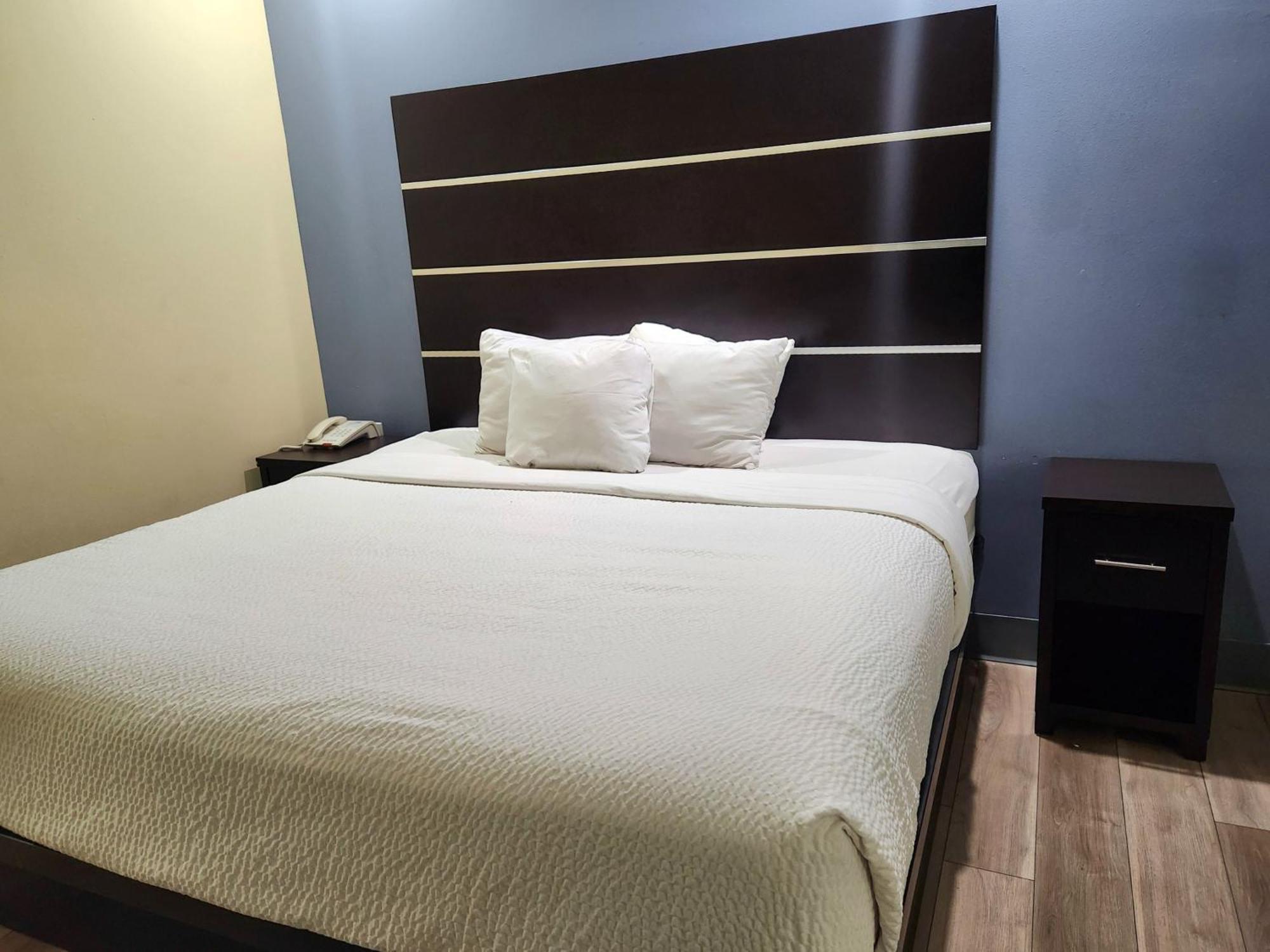 Days Inn By Wyndham Baton Rouge Airport מראה חיצוני תמונה